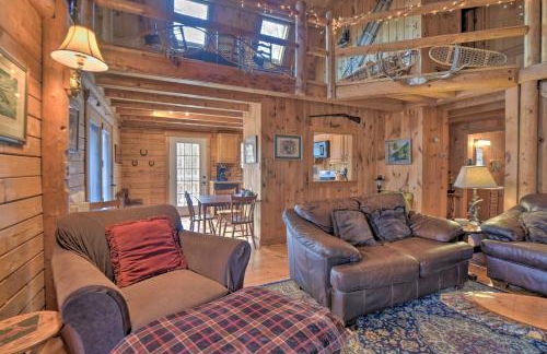 Rustic Madison Treehouse Cabin with Game Room! - Foto 10