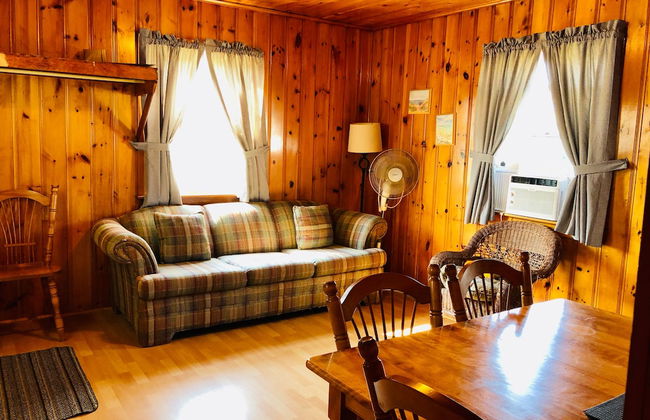 Green Gables Bungalow Court - Photo 15