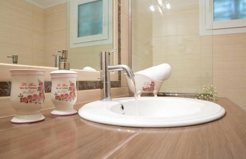 Amalia Apartments - Photo 57