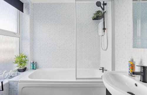 Luxury Holiday Apartments - Photo 12