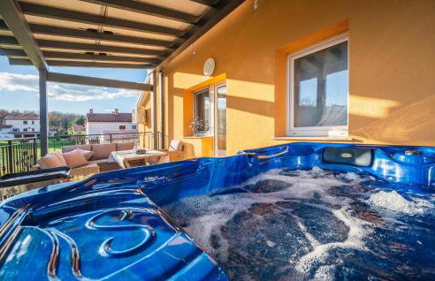 Amazing Apartment In Krsan With Wifi - Photo 17