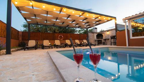 Villa Jakov - Photo 2