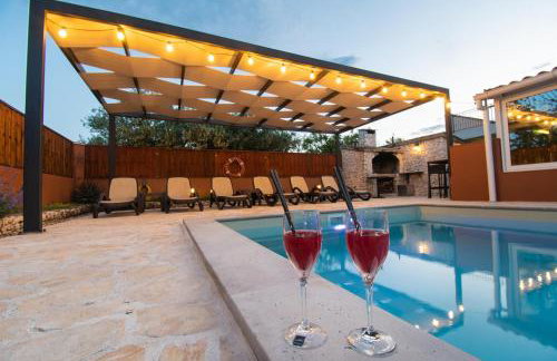 Villa Jakov - Photo 2