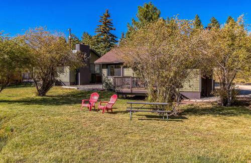 Cozy Cabin Retreat with Scenic Views cabin - Foto 36