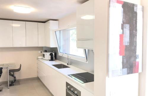 Villa Olympia Pool Sea View Mountains Lake Nature Sleeps 8 Air Conditioning Wi-Fi - Foto 21