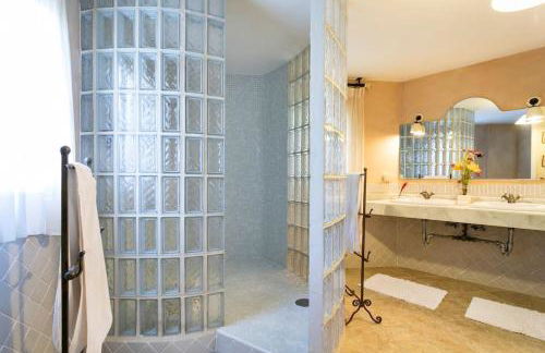 Villa Leandro, First Line Villa with amazing sea views and private access to the sea! - Photo 23