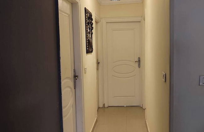 Females Only Host Is Woman Citycenter Near All - Foto 24