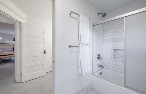 Mountain Manor Sandy HotTub, 3KingBeds, Ski Mt Hood - Foto 6