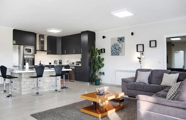 Spacious Villa in Salir de Mato With Private Pool, Terrace - Foto 9