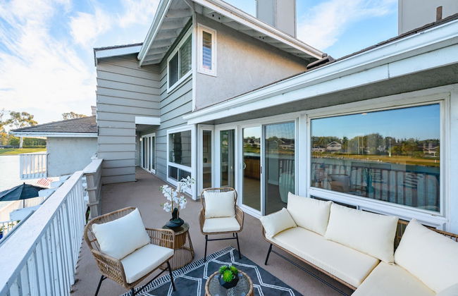 Waterfront Retreat With Stunning Views Modern Co - Foto 4