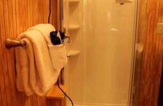 African-Themed Safari Tent for Glamping in West Virginia - Foto 20