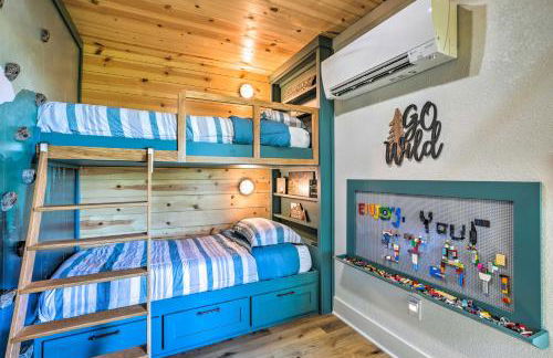 Colorful Golden Getaway with Panoramic Views! - Foto 26