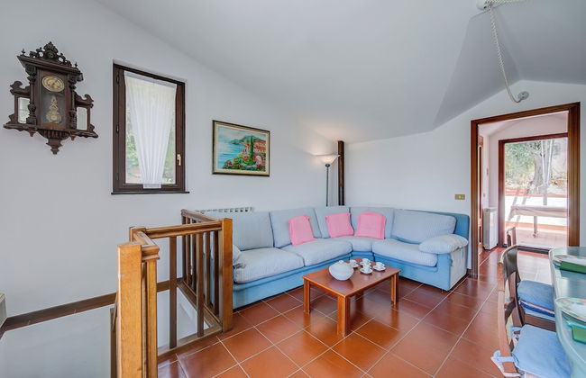 Villa Breezy Way - Among Greenery - Photo 12