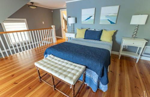 Beautiful Home 30 Feet from the Sand at Spofford Lake! - Foto 27