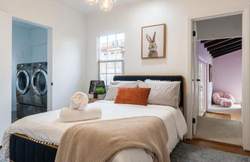 Angel&Rose Universal Hollywood Heated Pool House King Bed - Foto 48