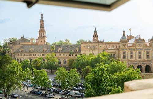 Vistas a Plaza de España y Parking Gratuito - Foto 35
