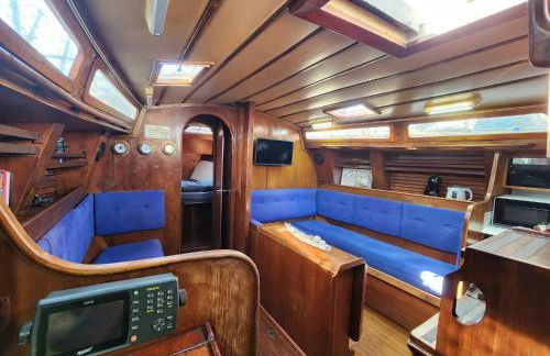 Over the Sea - Photo 13