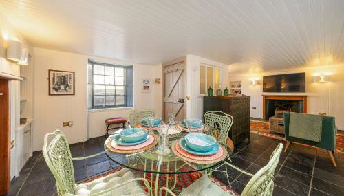 Barometer Cottage - Photo 4, Other