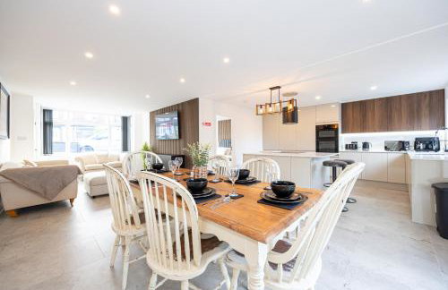 Modern 5-Bed Home EV City Centre 10 min - Foto 8