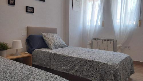 Apartamento Cenes Vega con Piscina y Parking - Foto 3