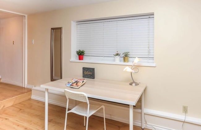 2bdr Suite UBC by Elevate Rooms - Photo 12