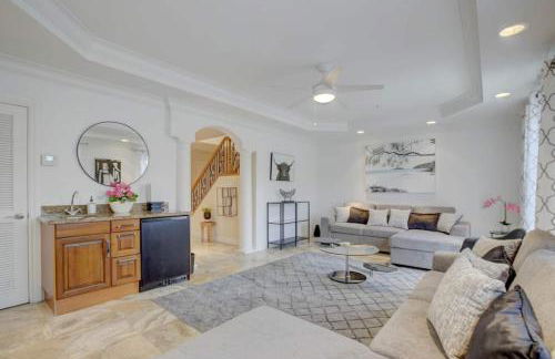 Private Patio Cali King Bed Walk to Las Olas - Foto 4