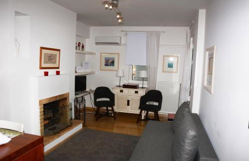 Kalavrita Luxurious Apartments - Photo 8