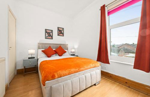 Modern and Comfy 3 Bed Manchester Home near Etihad, Coop Live Arena and Manchester City Centre - Foto 6
