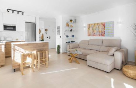 Penthouse - Beach - Sea View - Pool - 40 sqm Private Terrace - One Bedroom - Sleeping Alcove - Foto 18