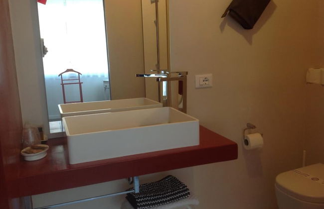 Villa Venice Movie - Photo 25