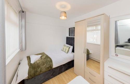 Charming Cosy Home - Your Retreat Awaits - Foto 8