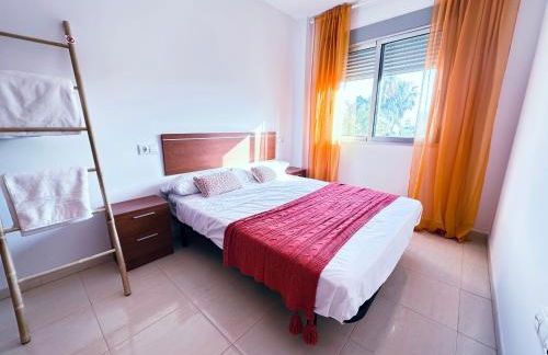 Apartamento Familiar a 1 Min del Mar - Foto 1