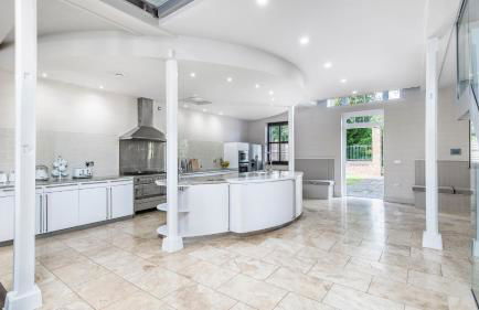 Luxury 10,000 Sq Ft 7-bed Mansion With Indoor Pool - Foto 37