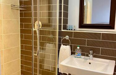 Churchill Two Bedroom Apartments with Free Parking and The Minster view - Foto 26