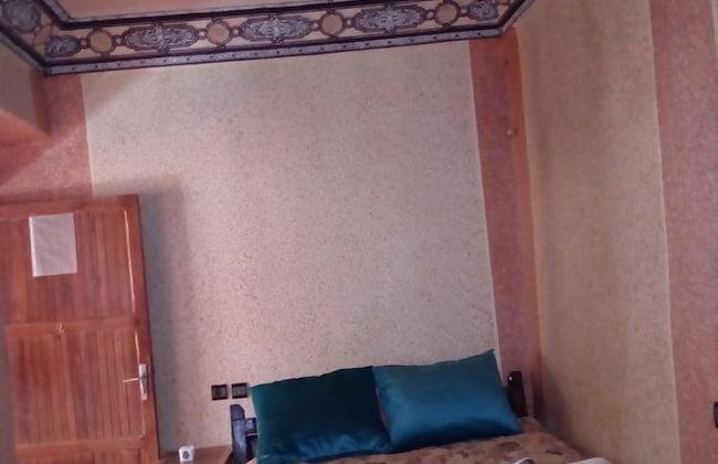 Room in Guest Room - Gîte Tawada - Happy Valley - Room for 3 People - Foto 5