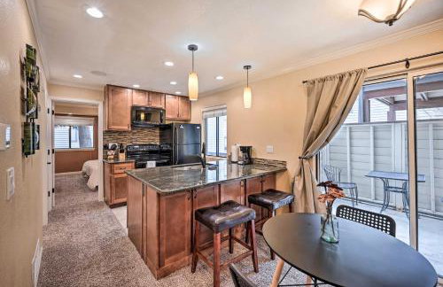 Condo with Patio and Pool Access in Greenwood Village! - Foto 2