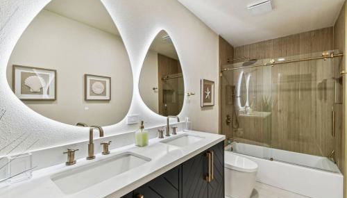 Relaxing Modern Home Sleeps 6 Pool BBQ Firepit - Foto 2, towels, Shower