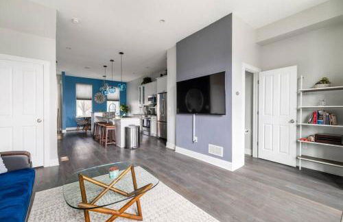 Family-Friendly 4BR Retreat Sleeps 12, Private Yard, Garage, Close to Stadiums, Casino & Downtown - Foto 21