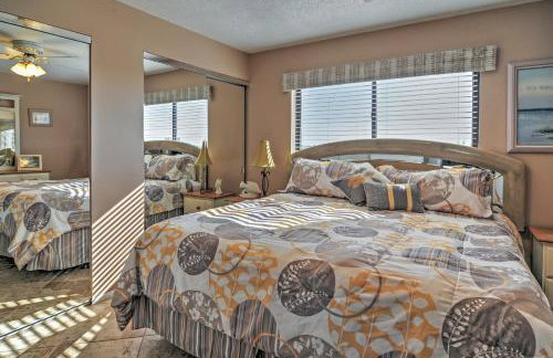 Beachfront St Petersburg Condo with Community Pool! - Foto 16