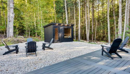 Hike, Ski and Explore Serene Danbury Cabin with Sauna - Foto 2