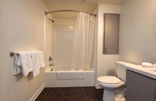 Modern Apartment Rentals - Foto 59