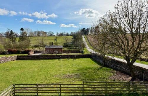 The Signal Box at Cliburn Station - Photo 10