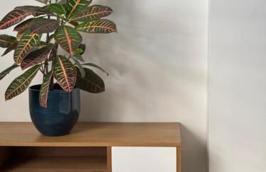 Cosmo 38 Luxury Apartments - Free Parking - Photo 8