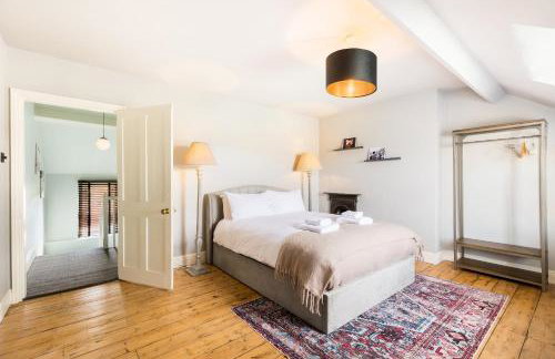 Stunning 2-bed Townhouse in Moreton-in-Marsh - Pass the Keys - Foto 25