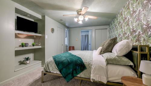 Retro Meets Modern Two Houses Sleeps 16 - Foto 2