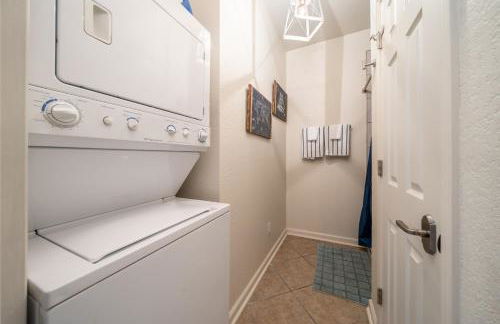 Natalie's Nook, Lake Hideaway near Downtown Fun! - Foto 23