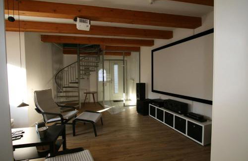 Cultivation house with home theater & terrace - Foto 7