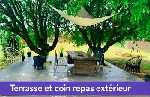 LE HAVRE D'ATHENA - Grand appart, jardin privé, abri vélos & accès rapide A61 - Foto 4