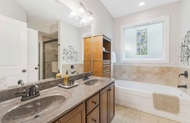 Fairview Vista by Avantstay 10 Mins to Asheville - Foto 18