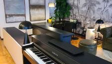 Exclusive top floor 2-bedroom flat - Photo 3